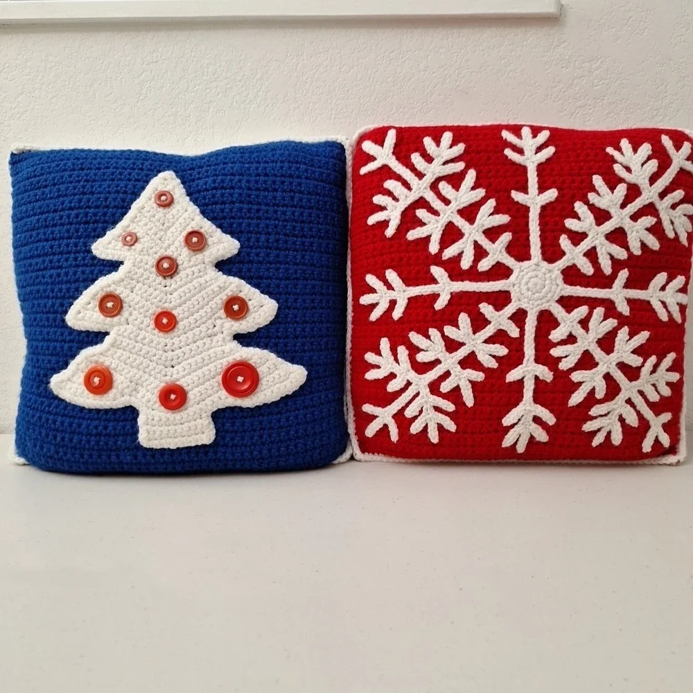 Set of 2 Vintage Handmade Square Crochet Christmas Pillows 14